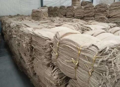 JUTE BAGS WHOLESALE