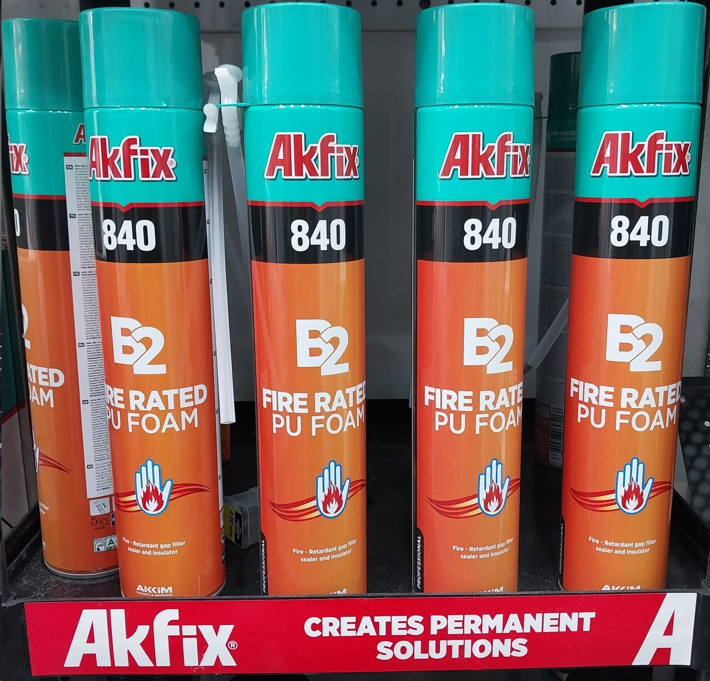 AKFIX 840 B2 PU FOAM FIRE RATED